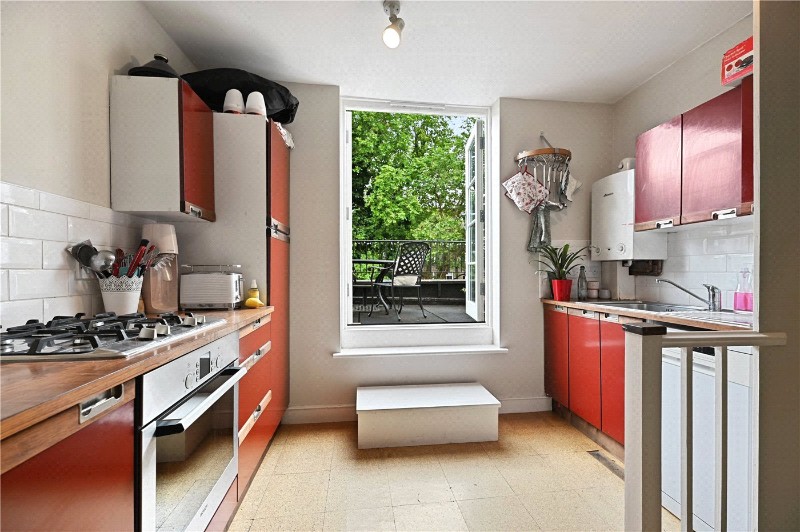 St. Stephens Gardens, London, W2