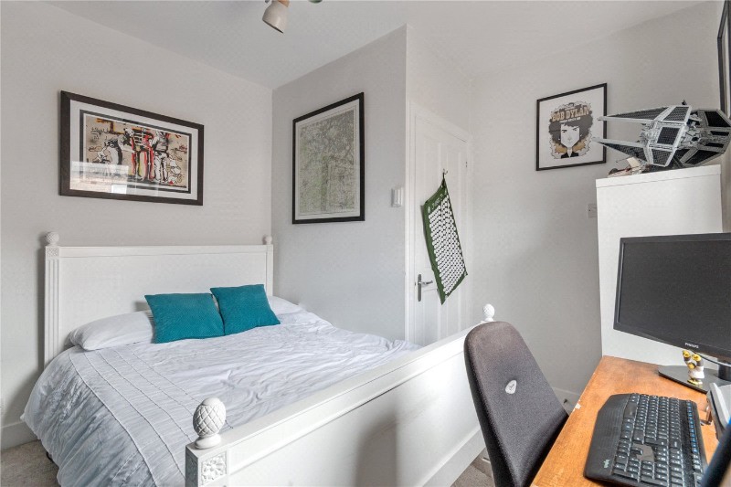 West Gardens, London, SW17