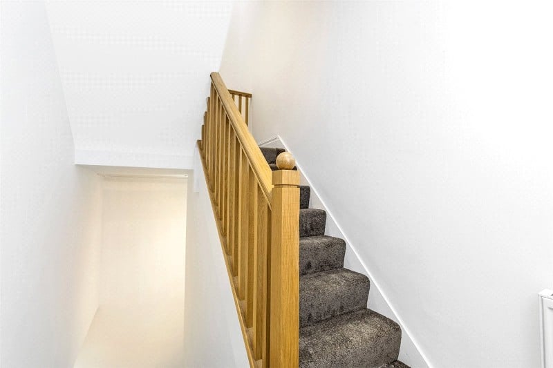 Chenies Mews, London, WC1E