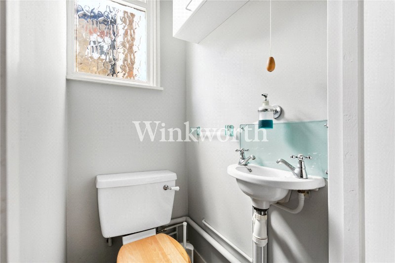 Lakeside Road, London, N13