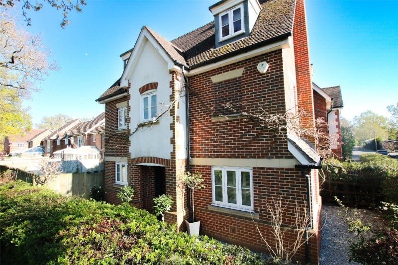 Keephatch Road, Wokingham, Berkshire, RG40