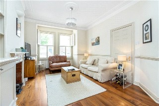 Second Avenue, London, SW14