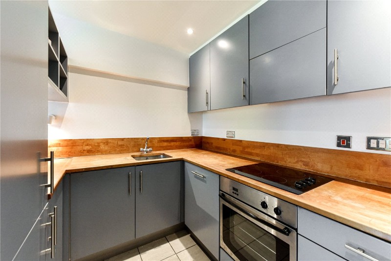 Myddelton Passage, London, EC1R