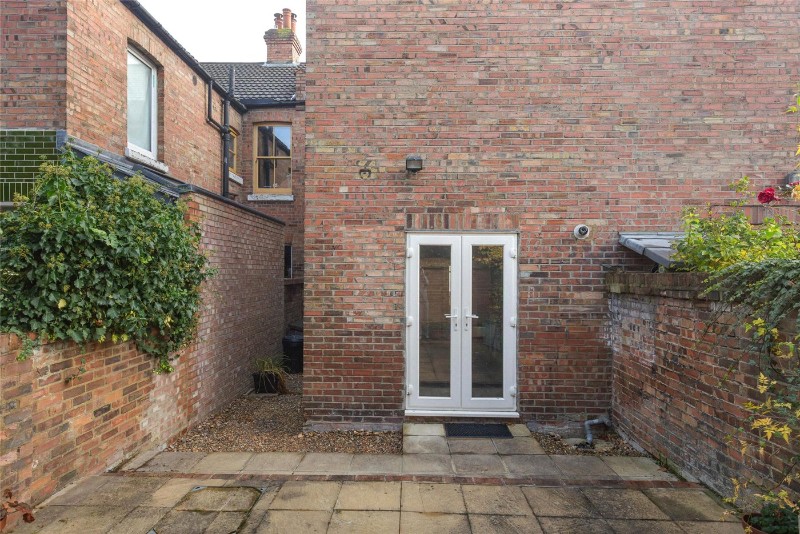 Preston Road, London, SE19