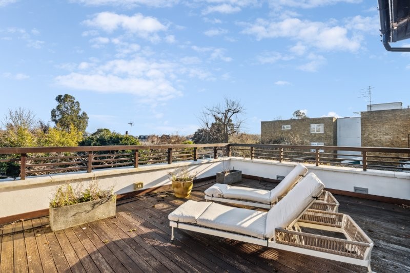 Castelnau, Barnes, London, SW13