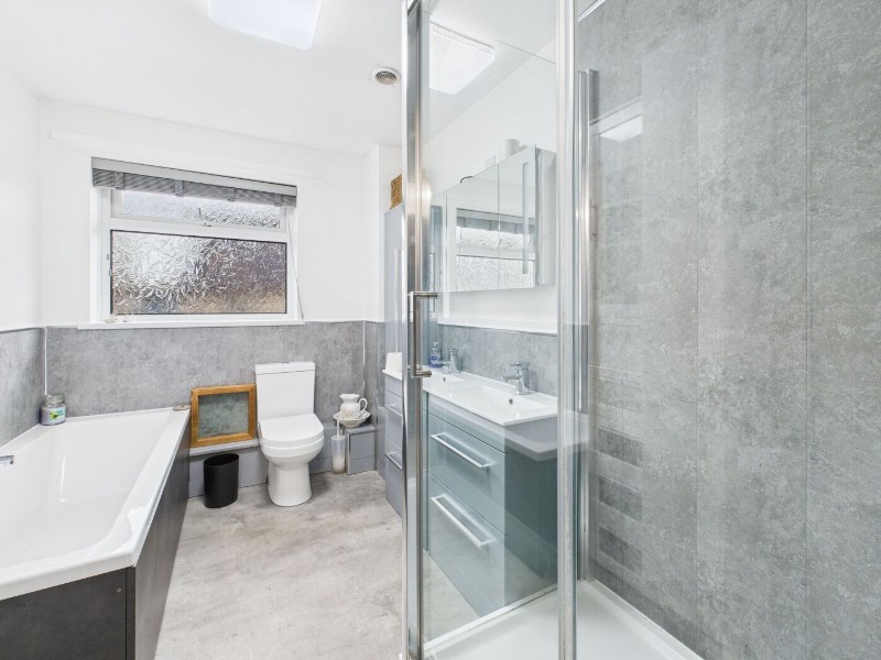 Nymet Avenue, Bow, Crediton, Devon, EX17