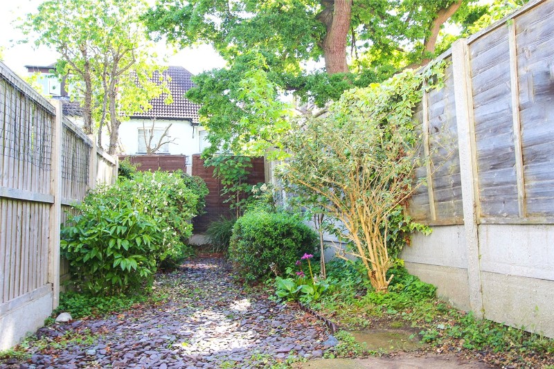Leighton Avenue, Leigh-on-Sea, Essex, SS9