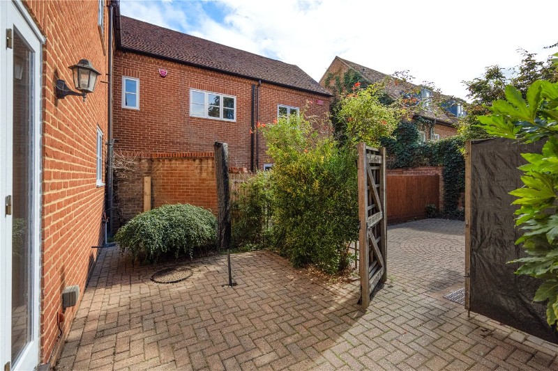 Kirbys Lane, Canterbury, Kent, CT2