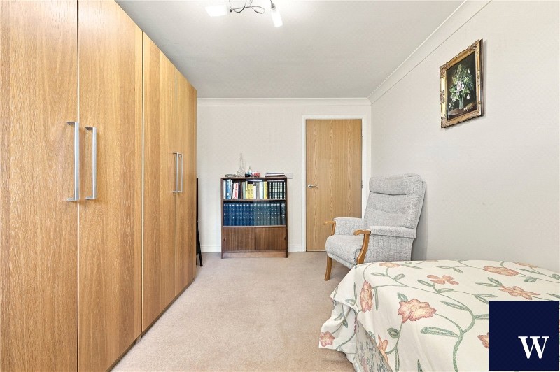 Hendon Lane, Finchley, London, N3