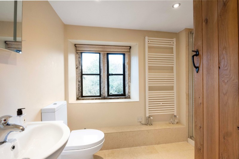 Kilham Lane, Shipton Oliffe, Cheltenham, Gloucestershire, GL54