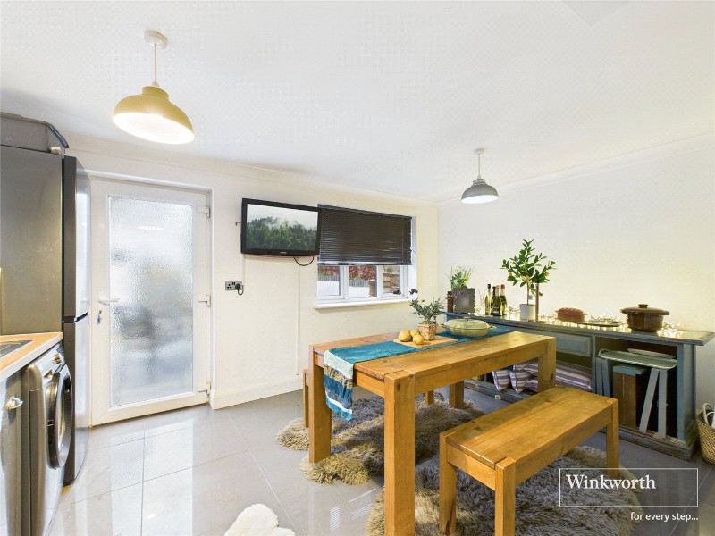 Fairford Road, Tilehurst, Reading, Berkshire, RG31