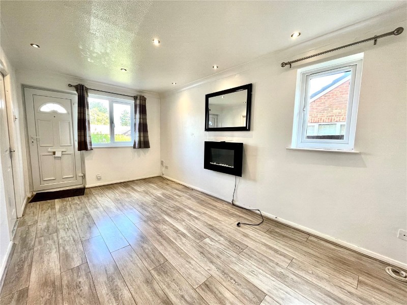 Chedworth Close, Ecton Brook, Northampton, Northamptonshire, NN3