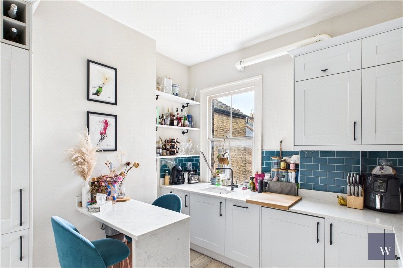 Rattray Road, London, SW2