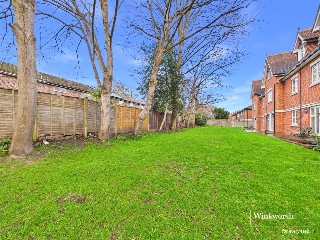 Upcross Gardens, Reading, Berkshire, RG1