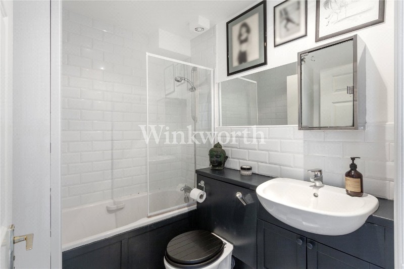 Myddleton Avenue, London, N4