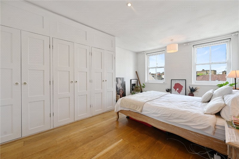 Elgin Crescent, London, W11