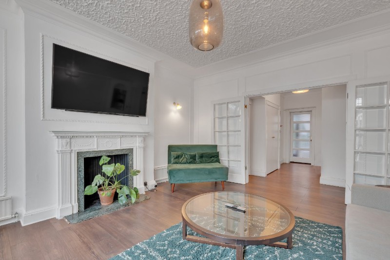 Hodford Road, London, NW11