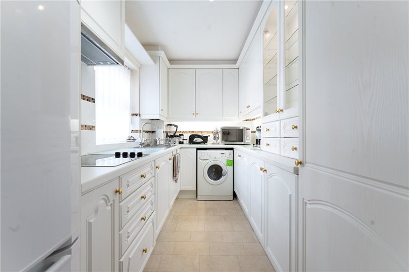 Great Well Drive, Romsey, Hampshire, SO51