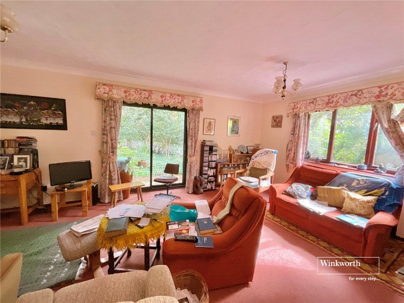 Chewton Common Road, Highcliffe, Christchurch, Dorset, BH23