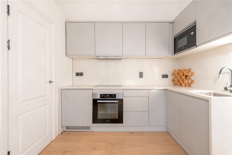 Chesterton Road, London, W10