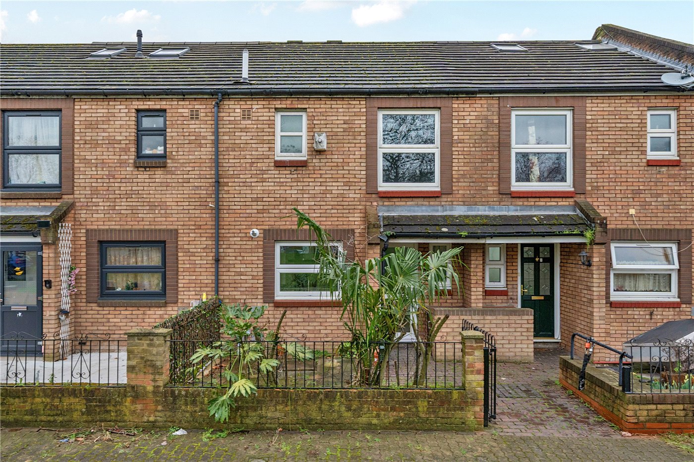 Rectory Square, London, United Kingdom, E1