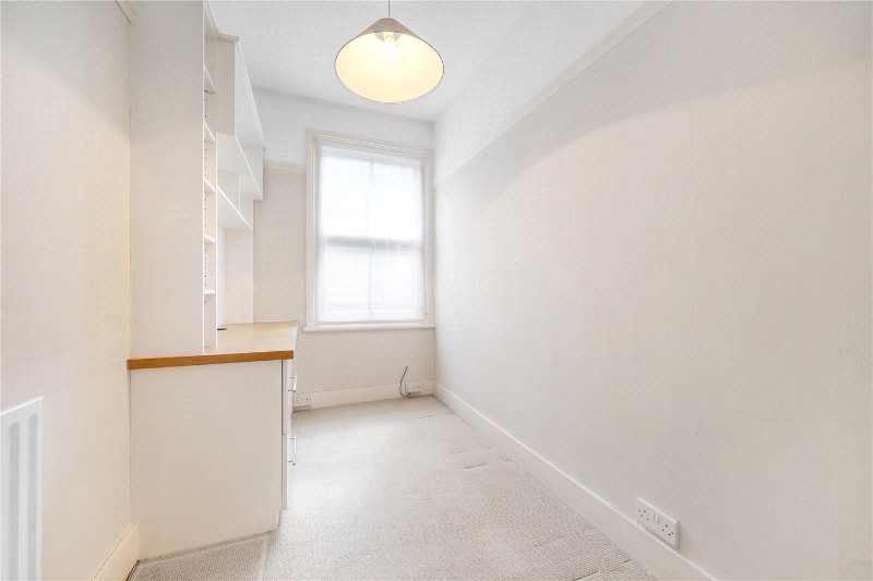 Woodwarde Road, East Dulwich, London, SE22