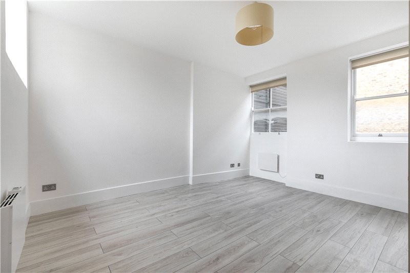 Spencer Mews, London, SW8