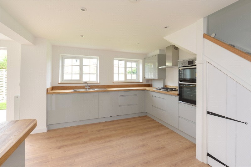 Front Road, Woodchurch, Kent, TN26