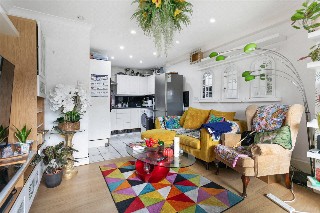 Mitcham Road, London, SW17