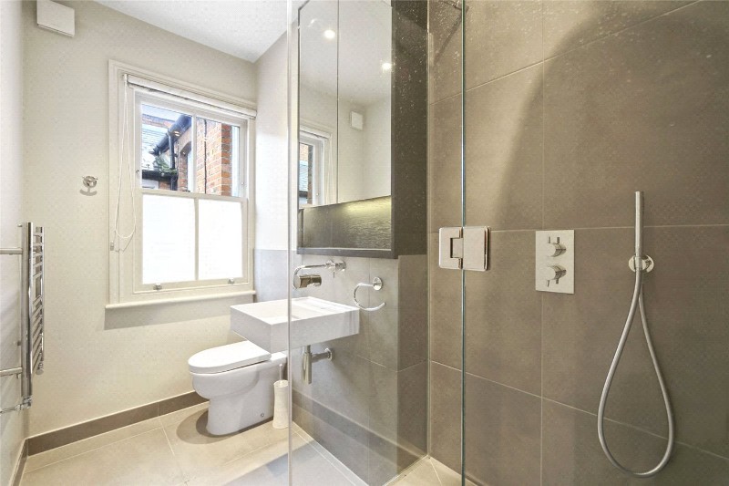 Dunraven Road, London, W12