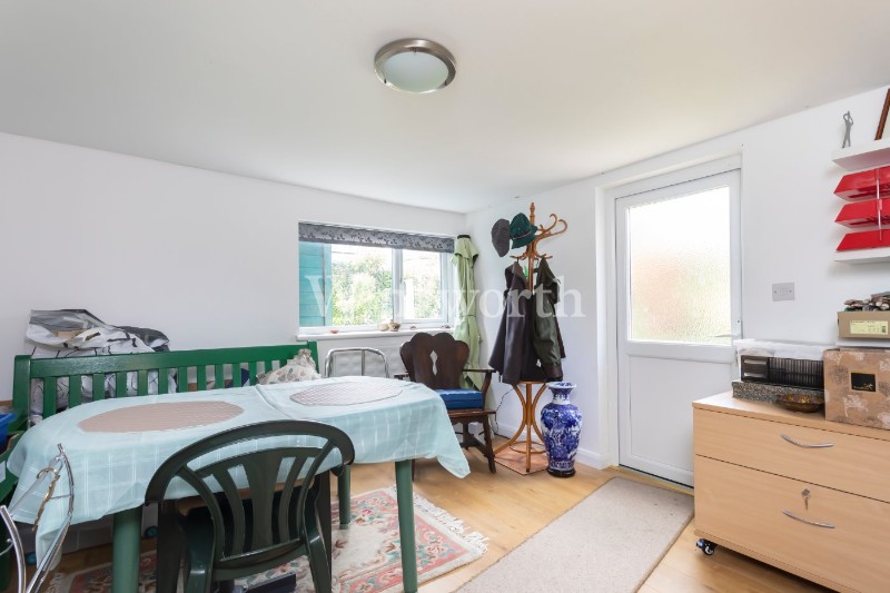Crawford Gardens, London, N13
