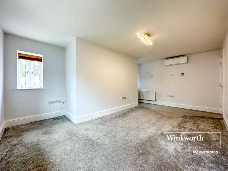 White Oaks Close, Ferndown, Dorset, BH22