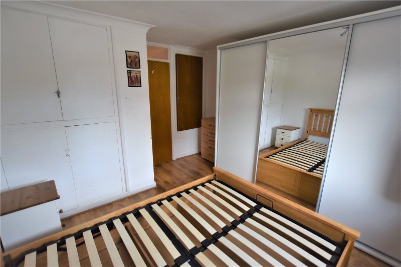 Waterside Close, London, SE16