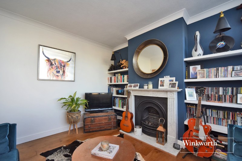 Inveresk Gardens, Worcester Park, KT4