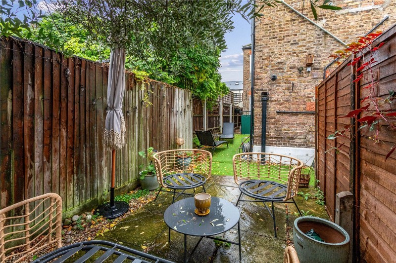 Longley Road, London, SW17