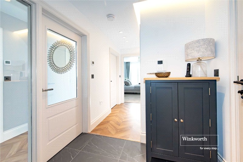 Wharncliffe Road, Highcliffe, Christchurch, Dorset, BH23
