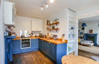 Hansard Mews, Holland Park, London, W14