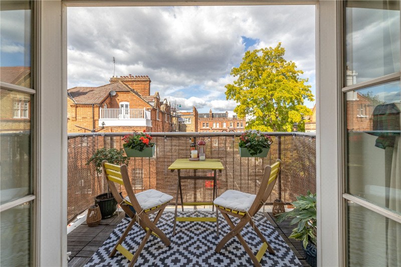 Greyhound Road, London, W14