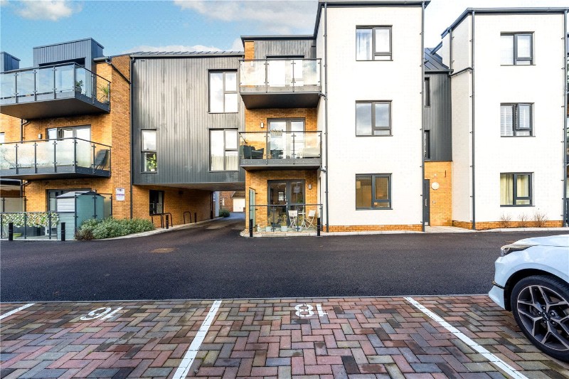 Beales Lane, Weybridge, Surrey, KT13