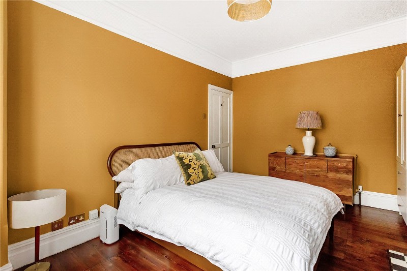Longley Road, London, SW17