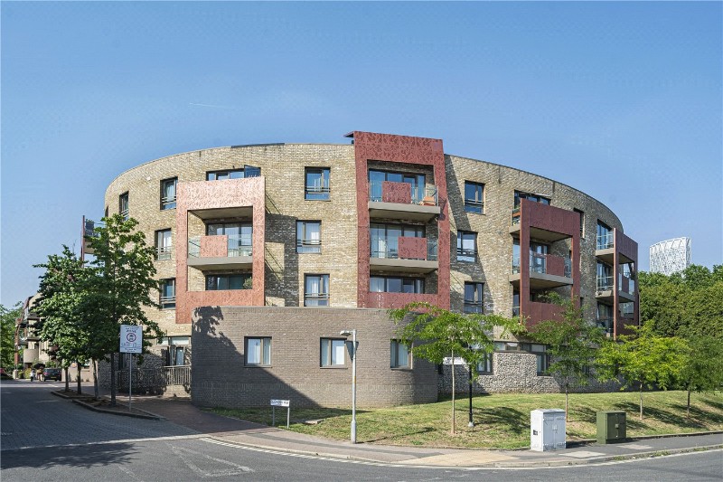 Blondin Way, London, SE16