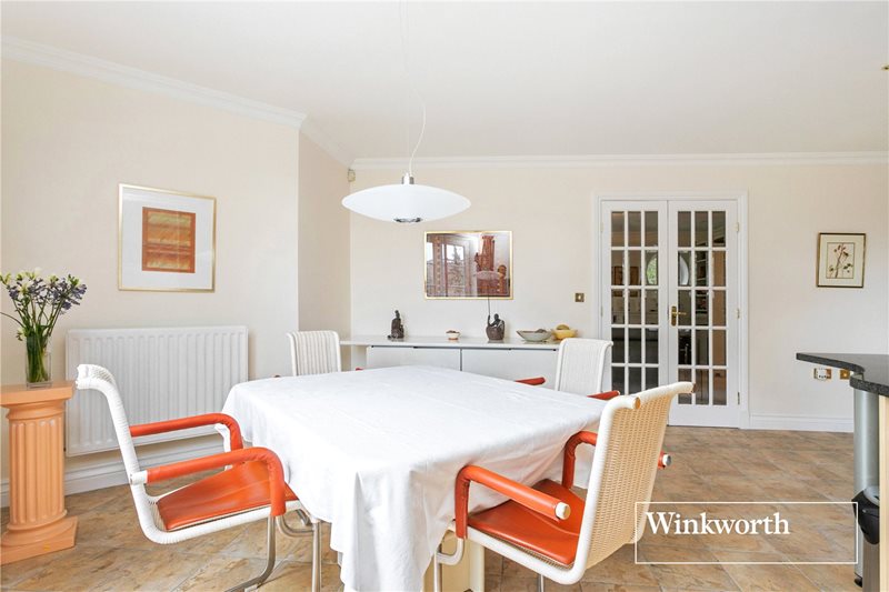 Voysey Close, Finchley, London, N3