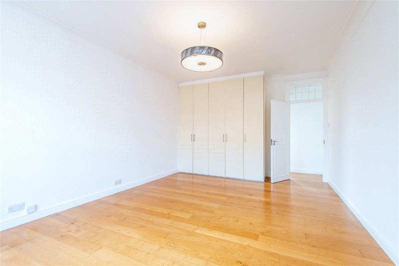 Eyre Court, Finchley Road, St John&#39;s Wood, London, NW8