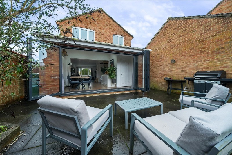Spurcroft Road, Thatcham, Berkshire, RG19
