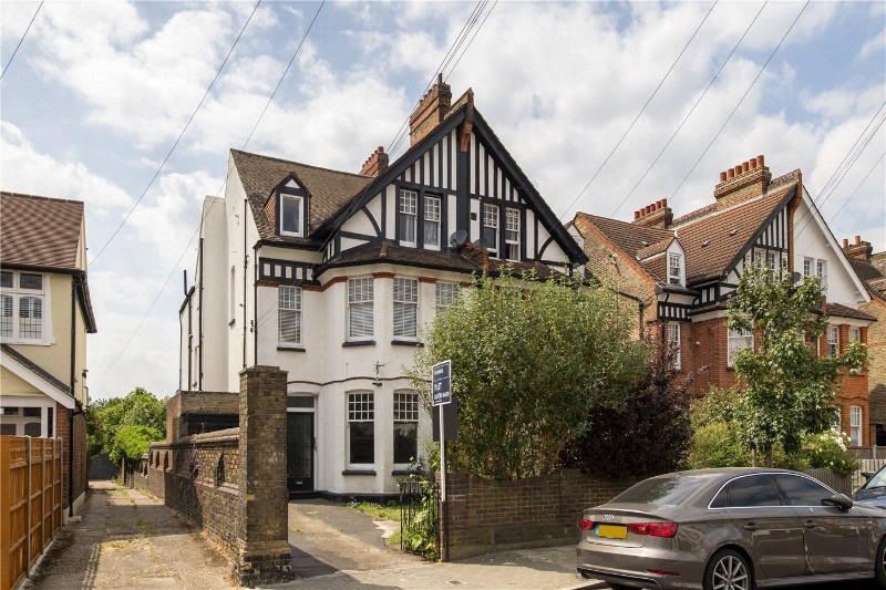 Conyers Road, London, SW16