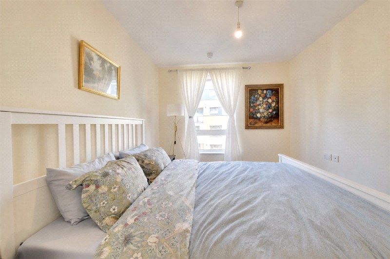 Tarves Way, London, SE10