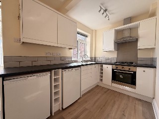 Roselands Gardens, Southampton, Hampshire, SO17