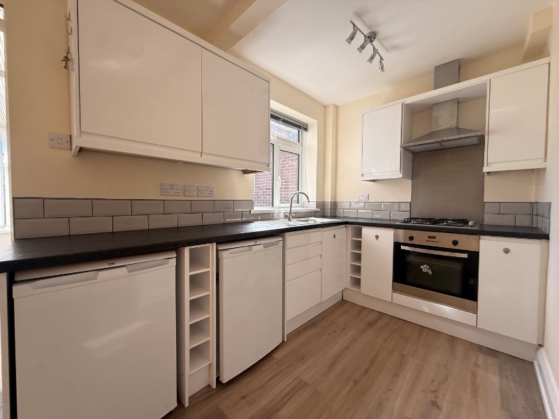 Roselands Gardens, Southampton, Hampshire, SO17