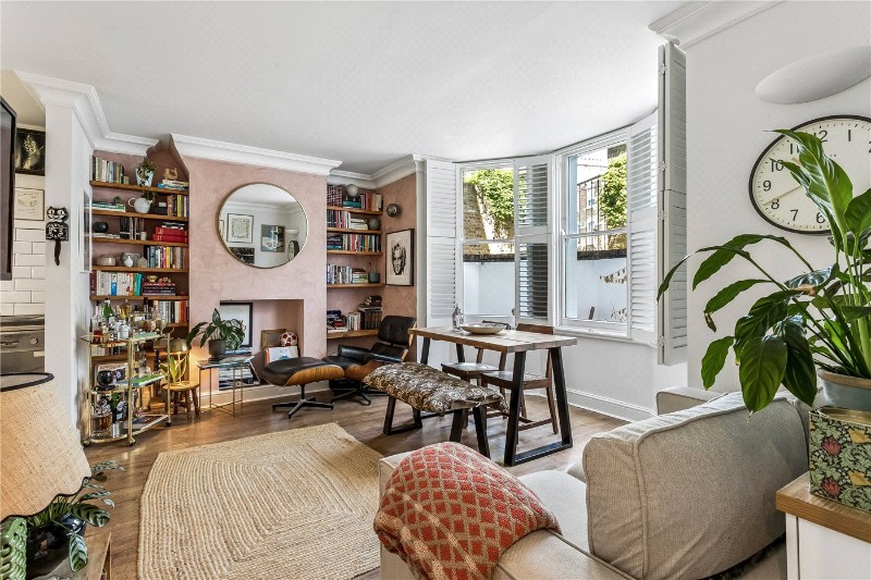 Highbury Hill, Highbury, London, N5