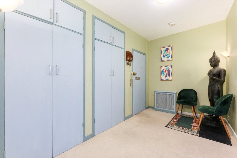 Kings Keep, London, SW15